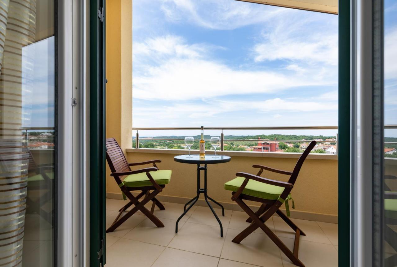 B&B Villa Oasa 1 โรวีน ภายนอก รูปภาพ